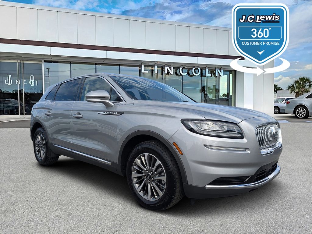 2022 Lincoln Nautilus Standard