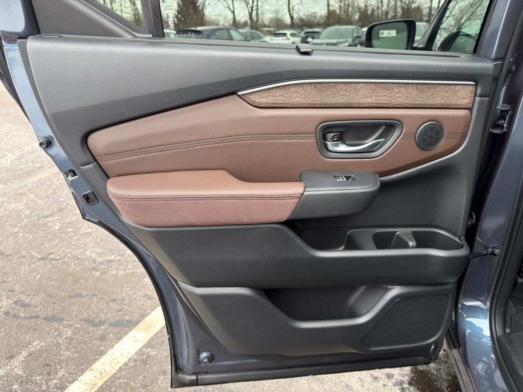 Thumbnail: 2026 Honda Pilot - 21