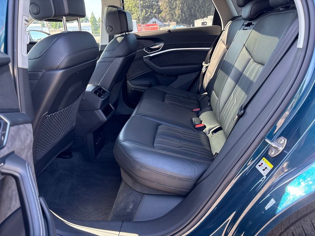 2019 Galaxy Blue Metallic Audi e-tron Prestige AWD SUV