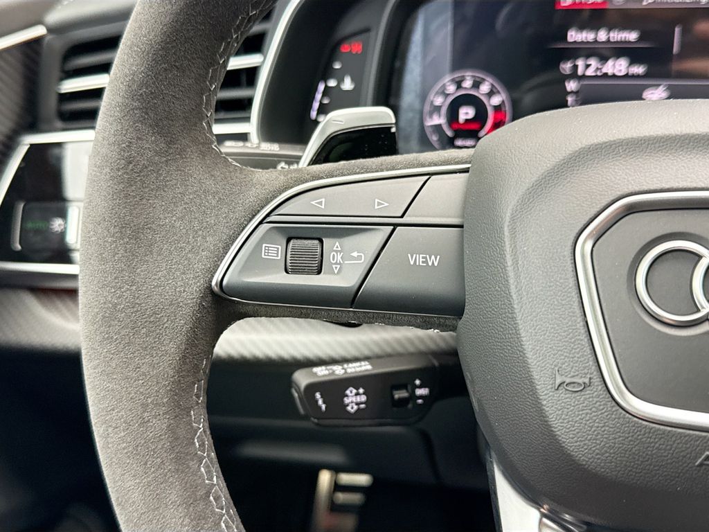 Thumbnail: 2026 Audi RS Q8 - 12