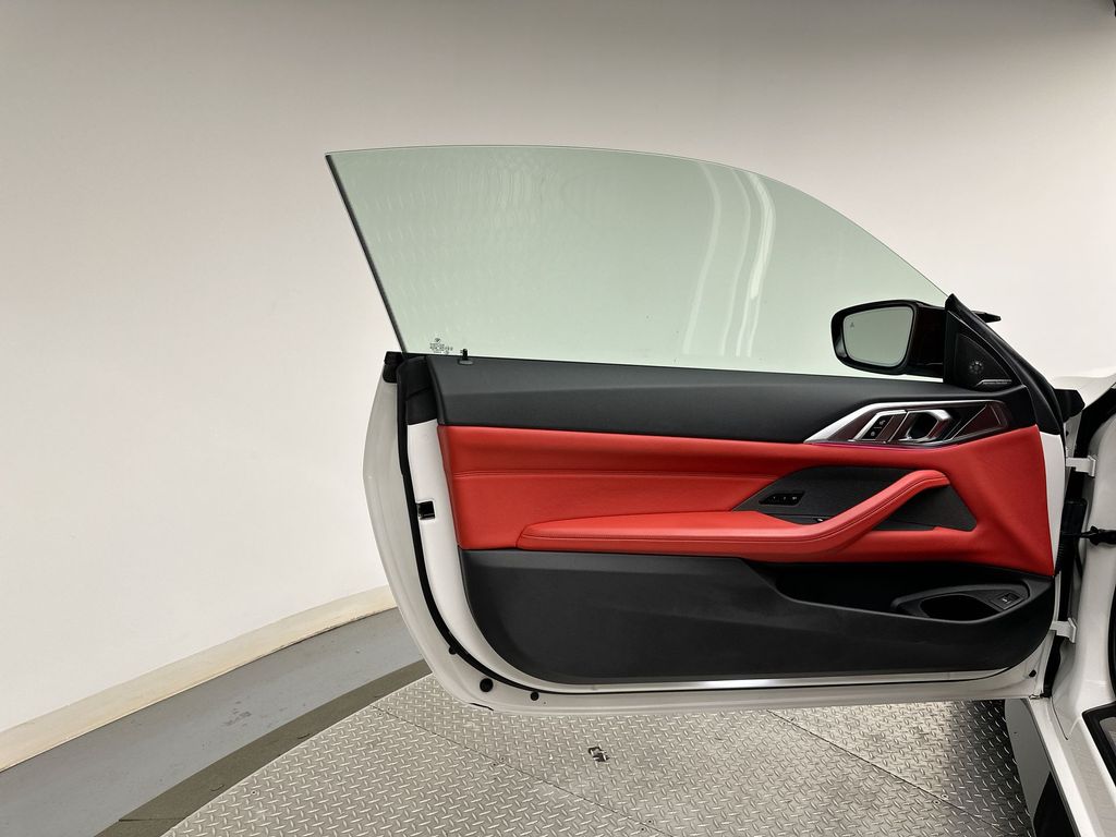 Thumbnail: 2024 BMW M4 - 21