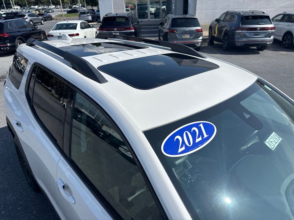 2021 GMC Acadia AT4 White at Carlisle Cadillac Buick GMC