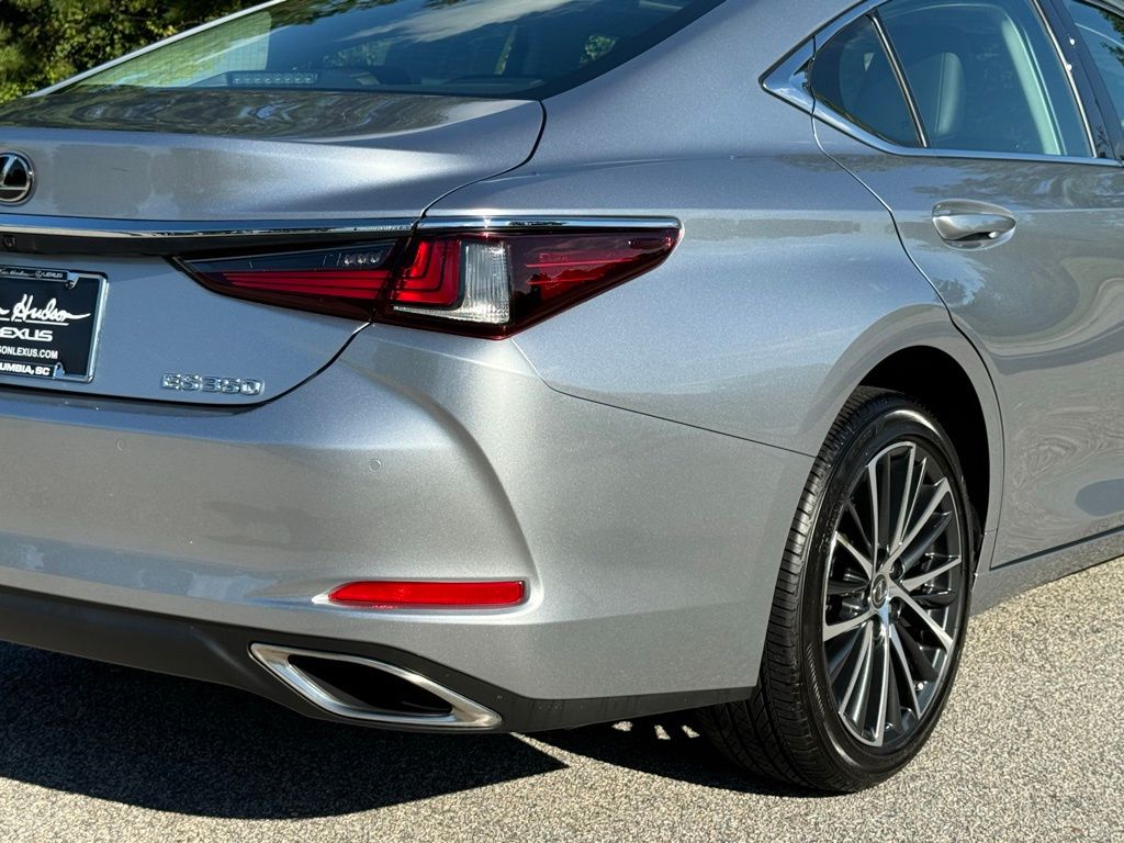 2022 Lexus ES 350 15