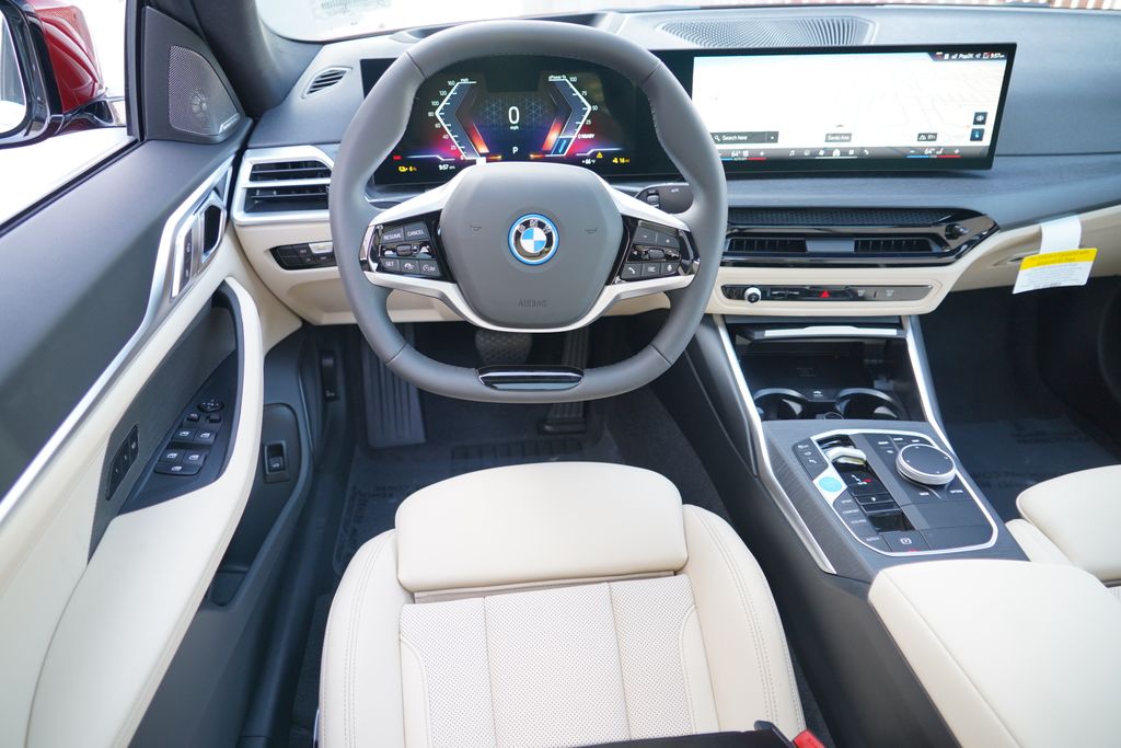 Thumbnail: 2026 BMW i4 - 15