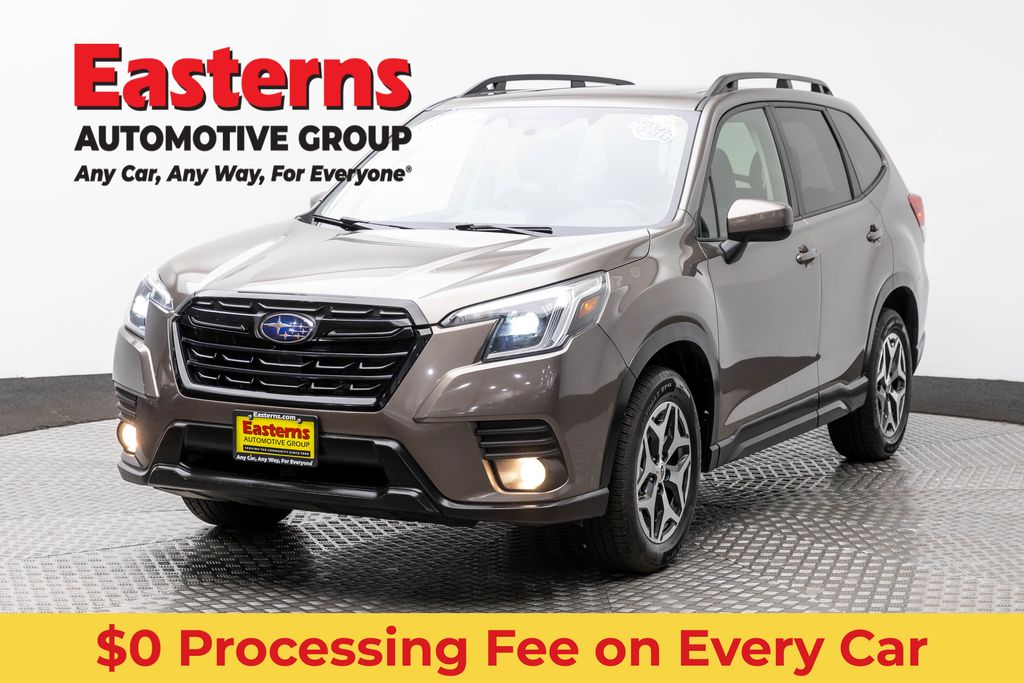 2022 Subaru Forester Premium's photo
