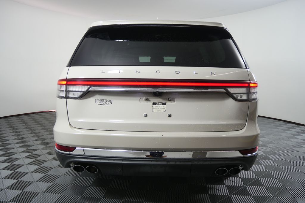 Thumbnail: 2020 Lincoln Aviator - 4