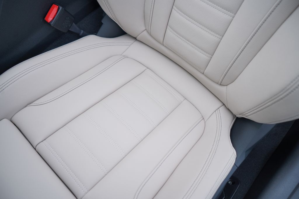 Thumbnail: 2026 BMW 4 Series - 13