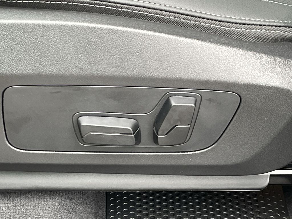 Thumbnail: 2026 BMW X1 - 12