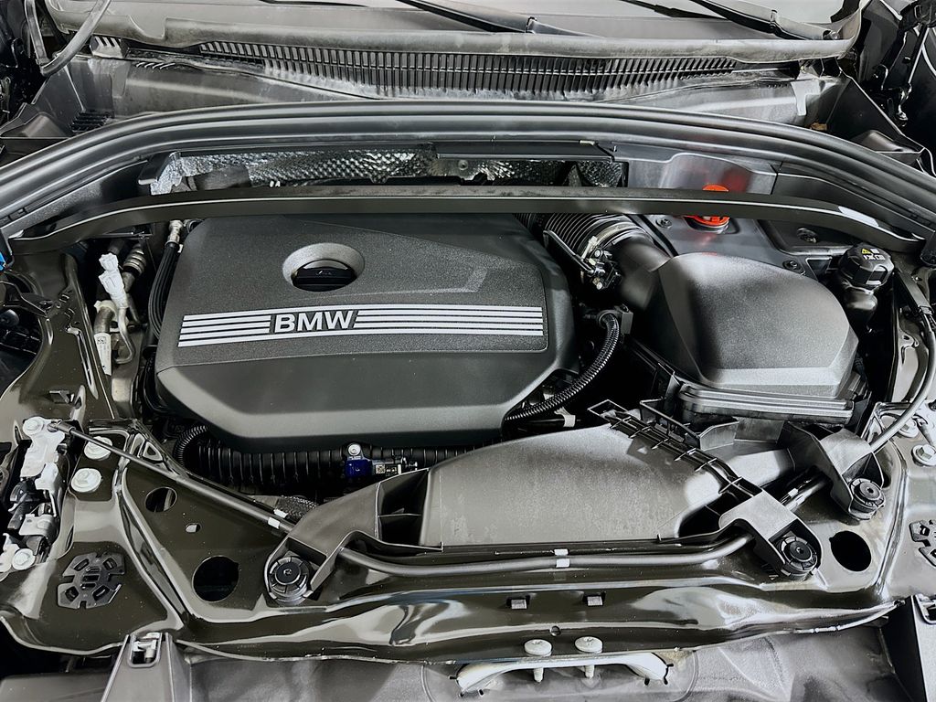 Thumbnail: 2023 BMW X1 - 31