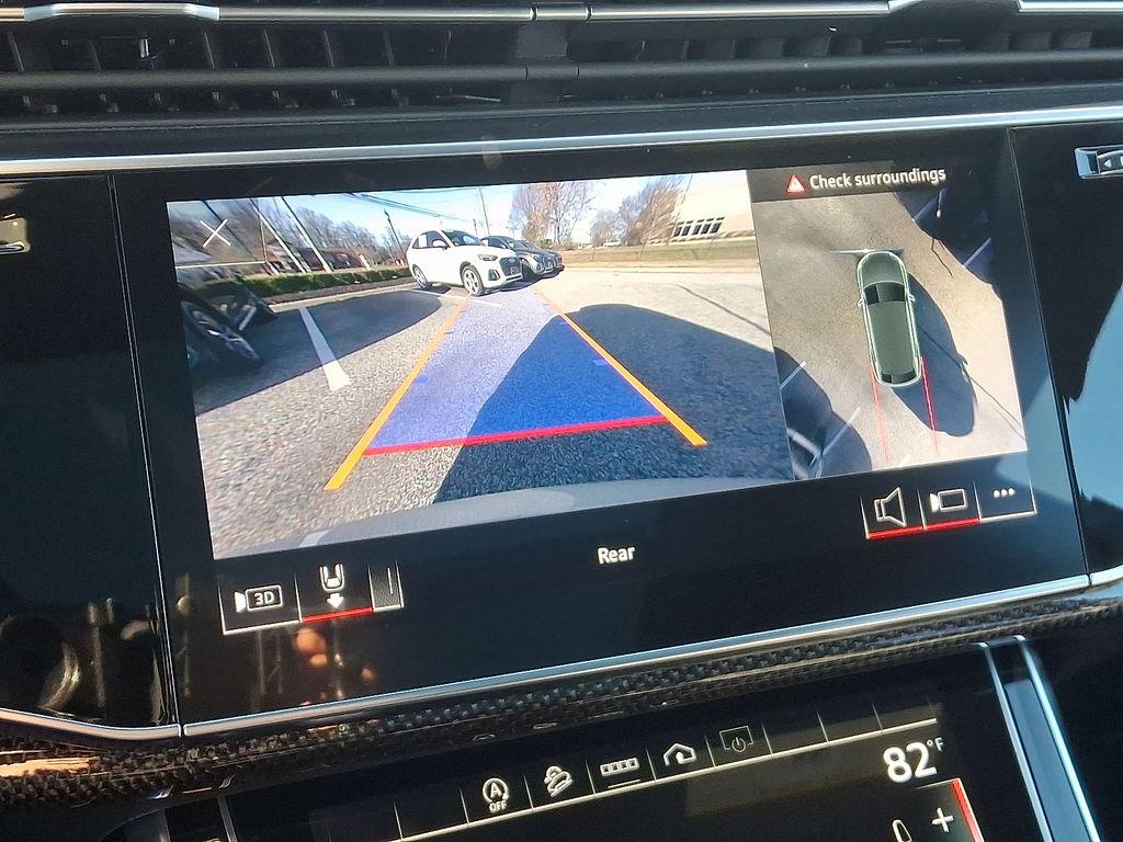 Thumbnail: 2023 Audi SQ8 - 19