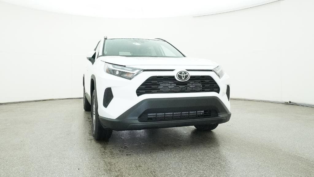 Thumbnail: 2025 Toyota RAV4 - 23