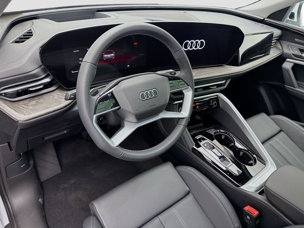 Thumbnail: 2025 Audi Q5 - 10