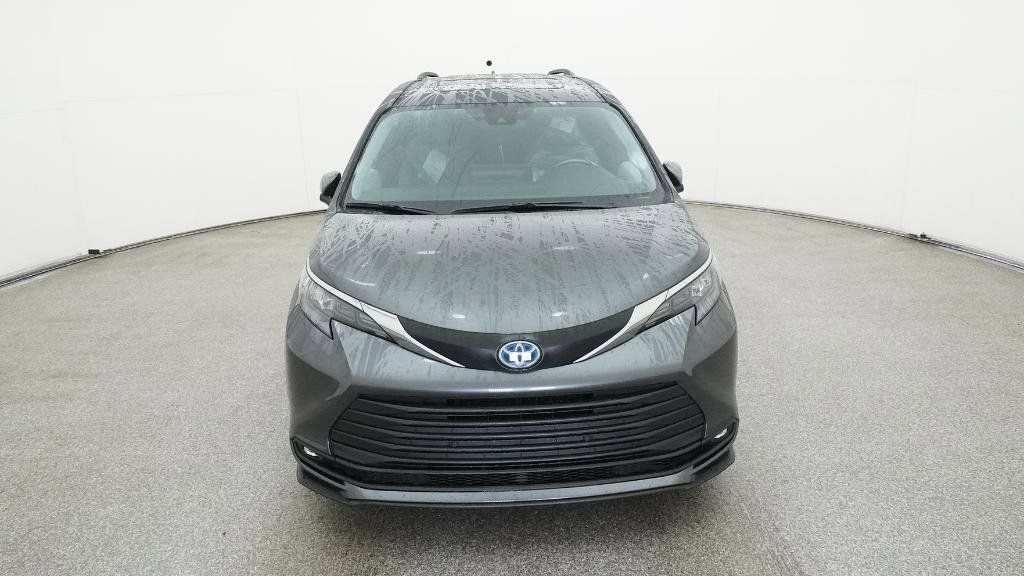 Thumbnail: 2025 Toyota Sienna - 7