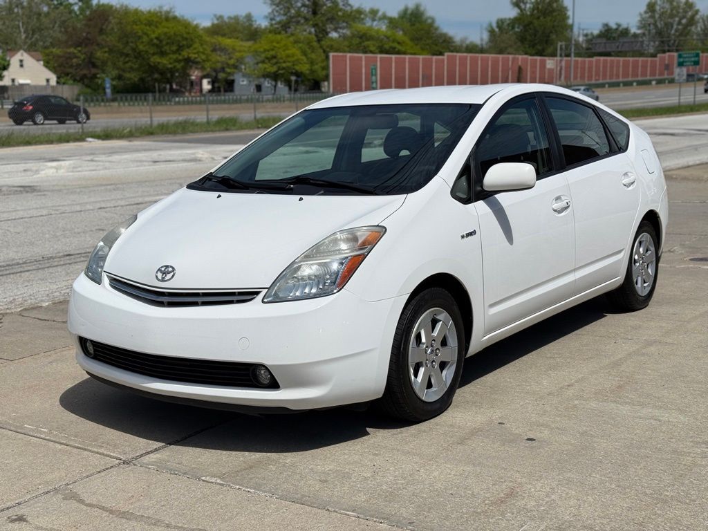 2009 Toyota Prius Hybrid Touring's photo