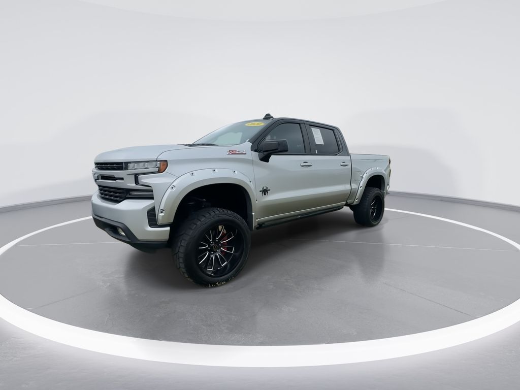 Used 2020 Silver Chevrolet RST image 4