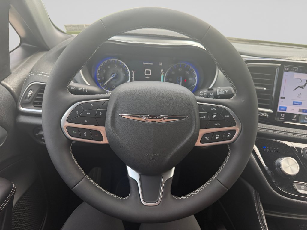 2026 Chrysler Pacifica Limited White at Honda North