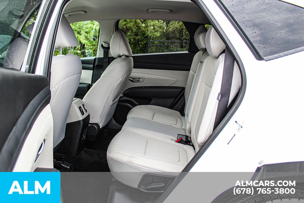 Used 2026 White Hyundai SEL image 18