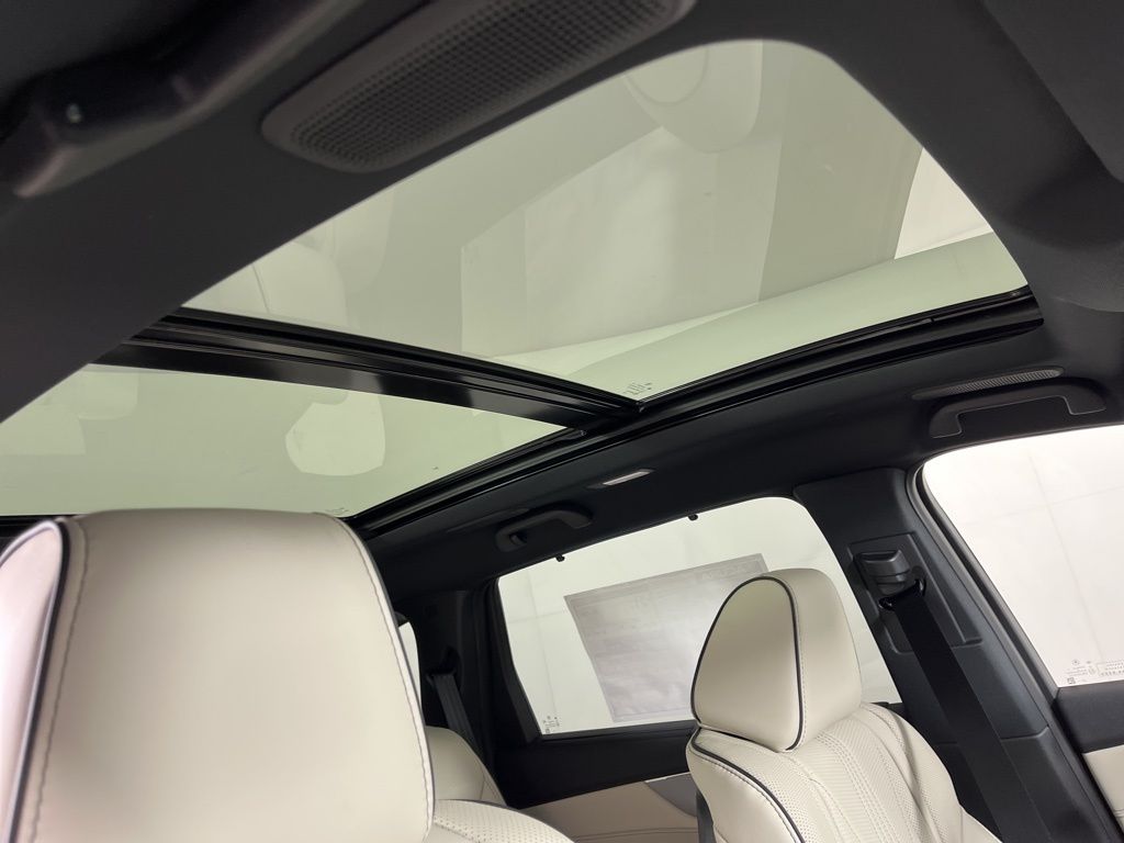 Thumbnail: 2026 Acura MDX - 12