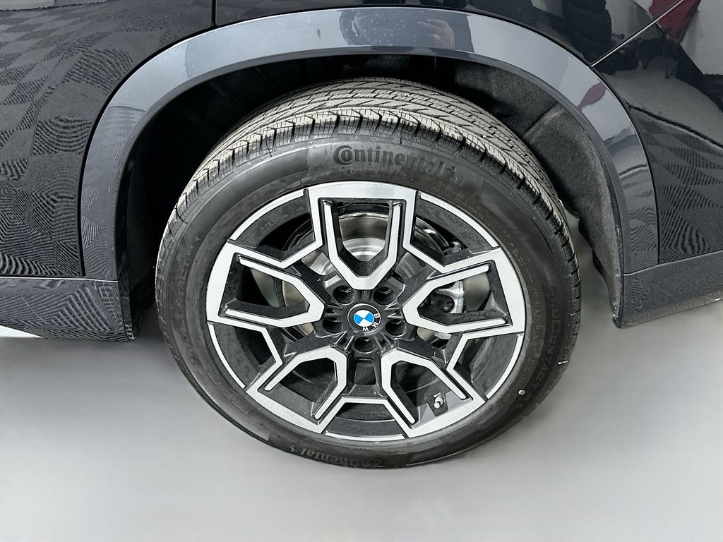 Thumbnail: 2026 BMW X1 - 23