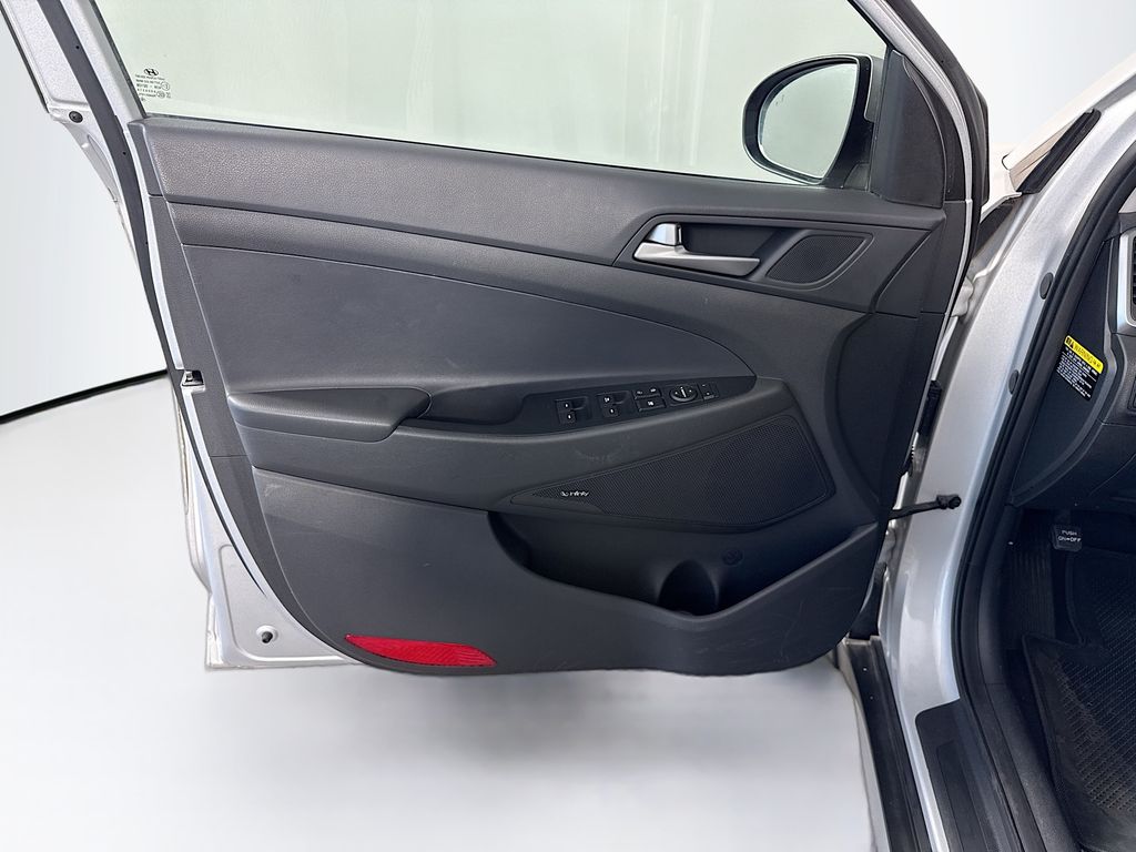 Thumbnail: 2018 Hyundai Tucson - 25