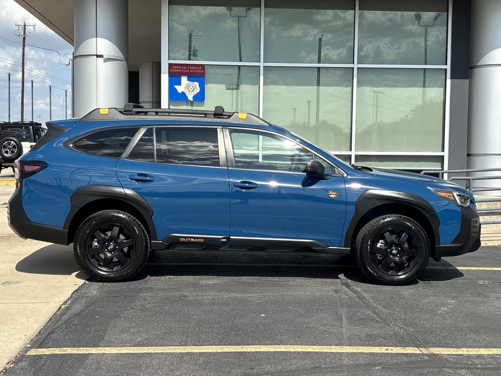 Used 2023 Subaru Outback SUV