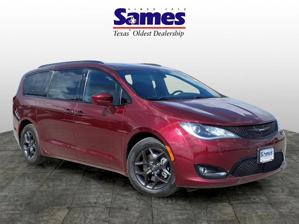 2020 Chrysler Pacifica Touring L Plus