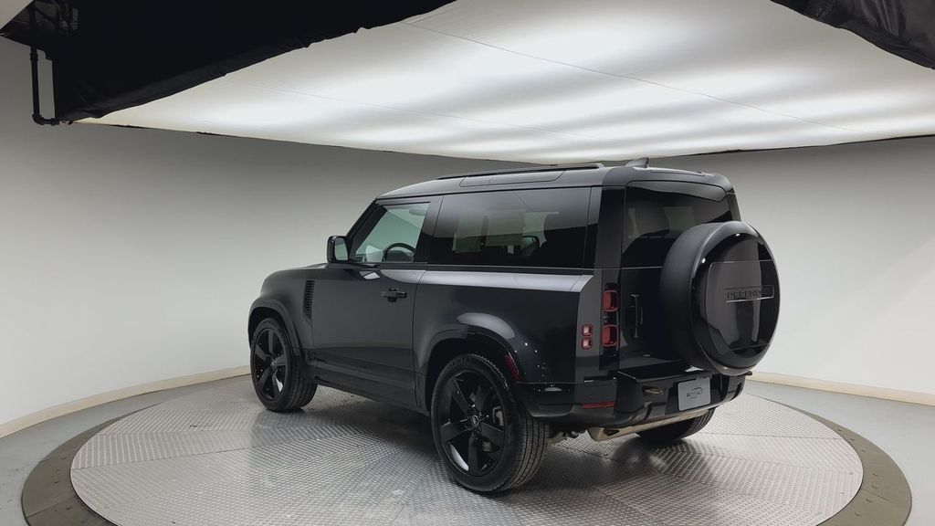 Thumbnail: 2023 Land Rover Defender - 4