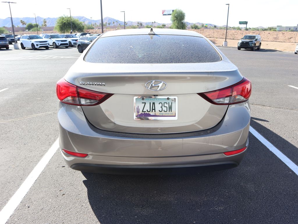 Thumbnail: 2015 Hyundai Elantra - 4