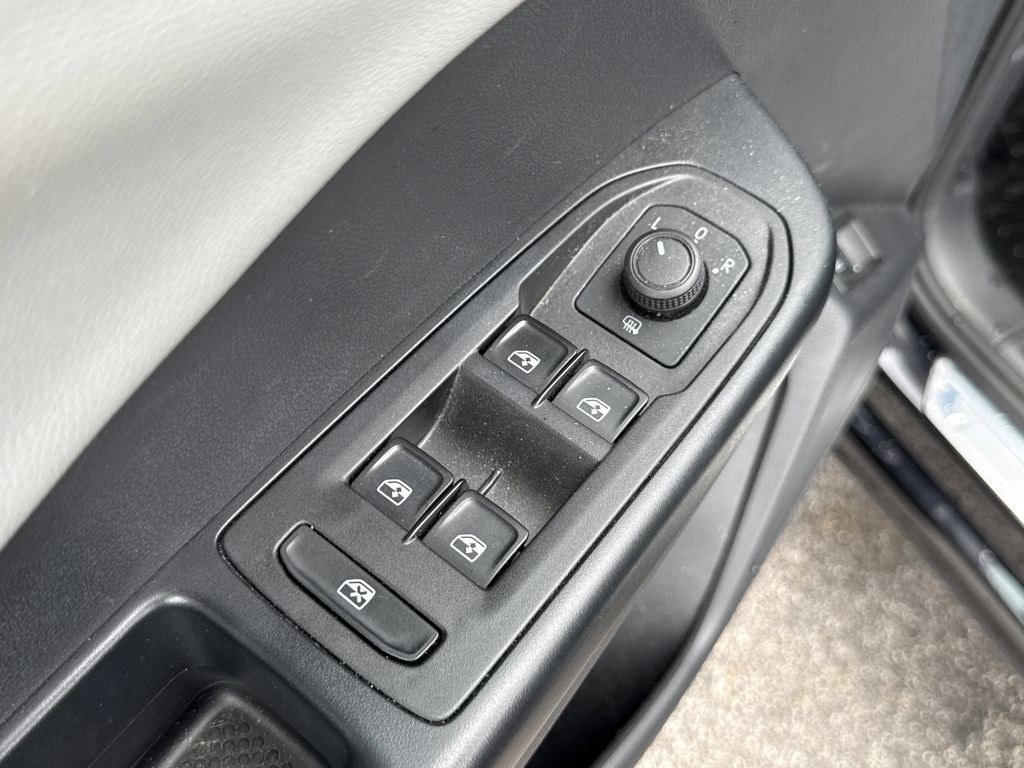 2022 Volkswagen Taos 1.5T SE Black at DeMontrond Auto Country