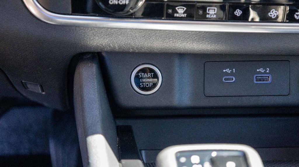 Used 2023 Nissan Rogue SV 4D Sport Utility