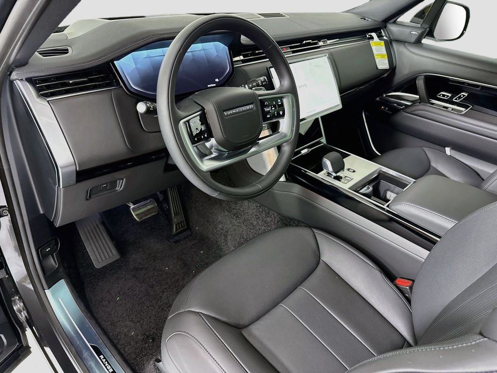 Thumbnail: 2026 Land Rover Range Rover - 9