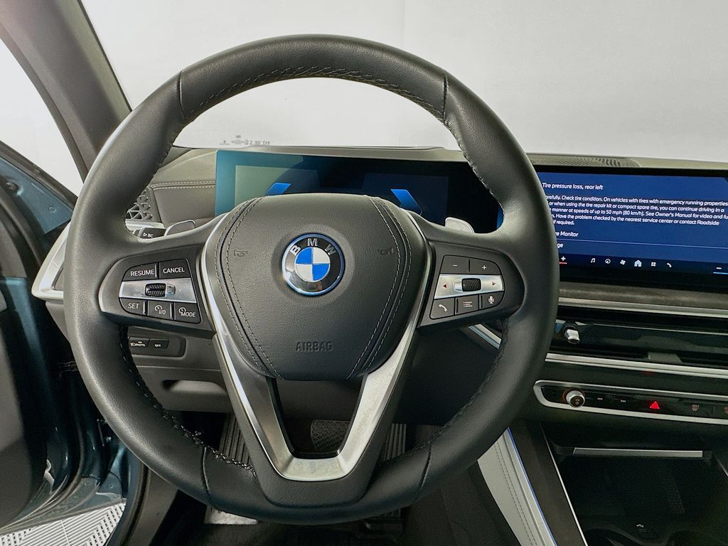 Thumbnail: 2025 BMW X5 - 11