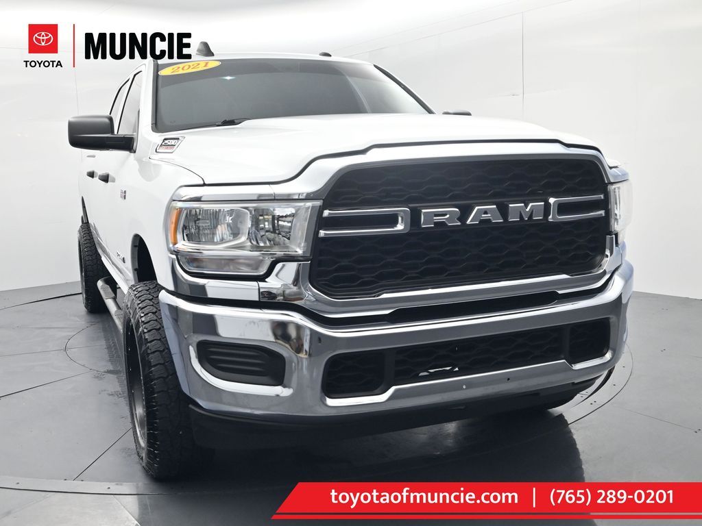 Bright White Clearcoat 2021 RAM 2500 Tradesman Crew Cab 4WD Pickup Truck Four-Wheel Drive 8-Speed Automatic