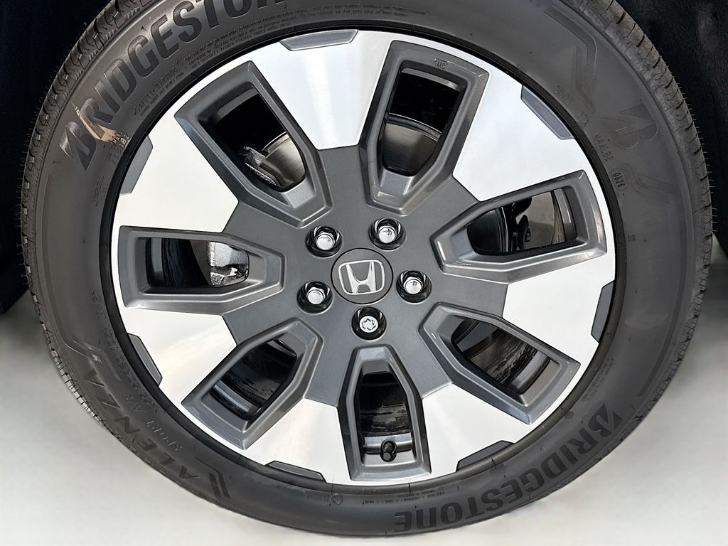 Thumbnail: 2026 Honda Pilot - 32