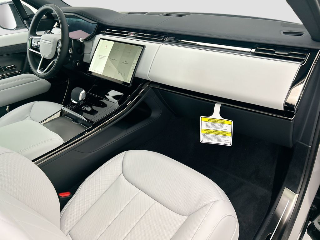 Thumbnail: 2026 Land Rover Range Rover Sport - 16