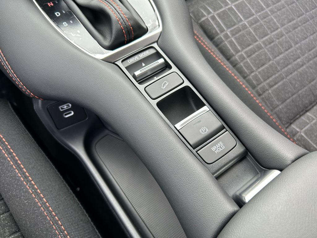 Thumbnail: 2026 Honda HR-V - 31