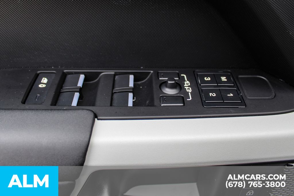 Used 2024 Black Land Rover S image 36