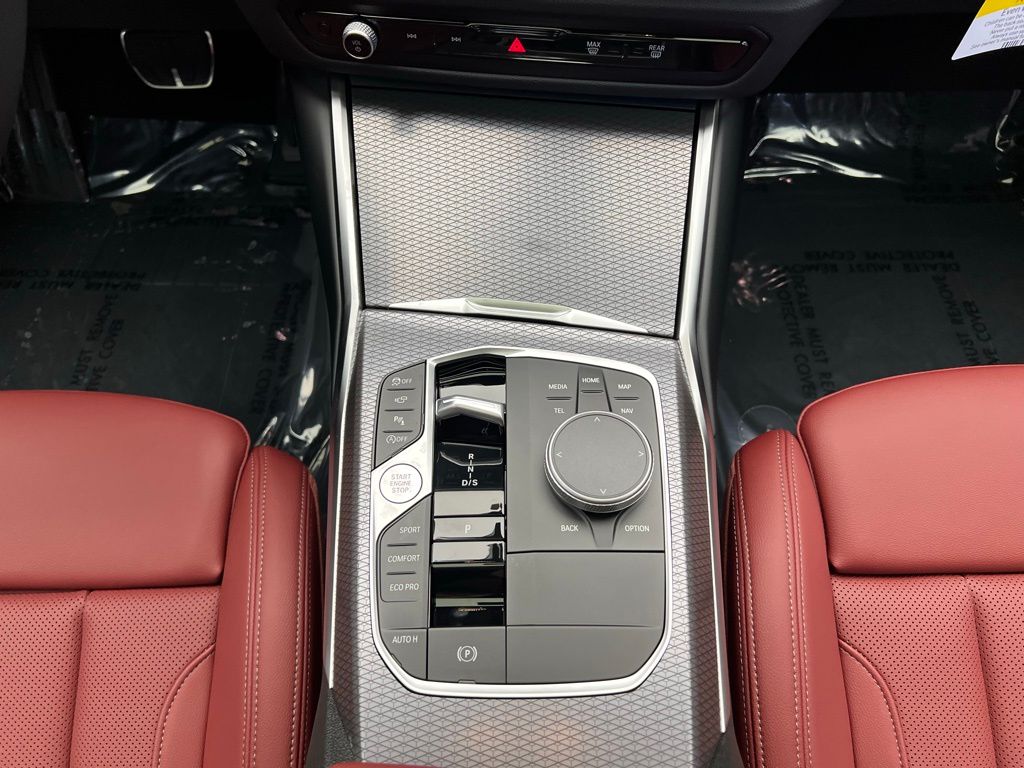 Thumbnail: 2026 BMW 3 Series - 11