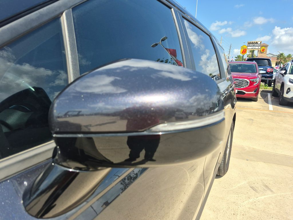 2022 Kia Carnival LXS Gray at Shottenkirk Kia Fort Bend