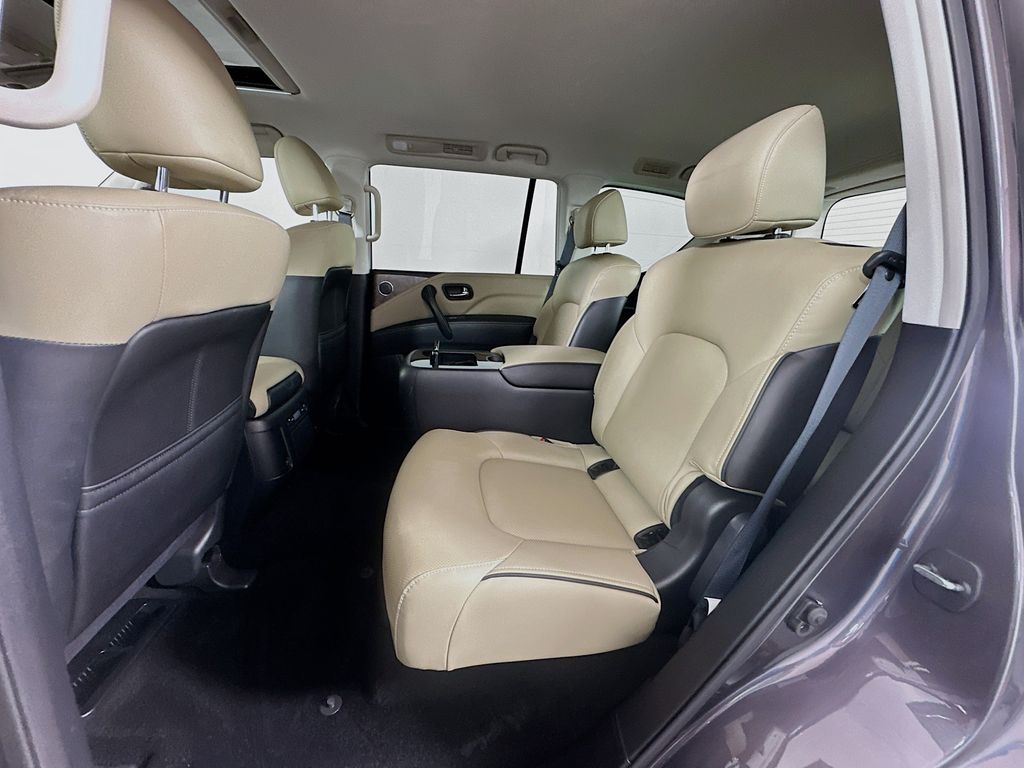 Thumbnail: 2023 INFINITI QX80 - 25