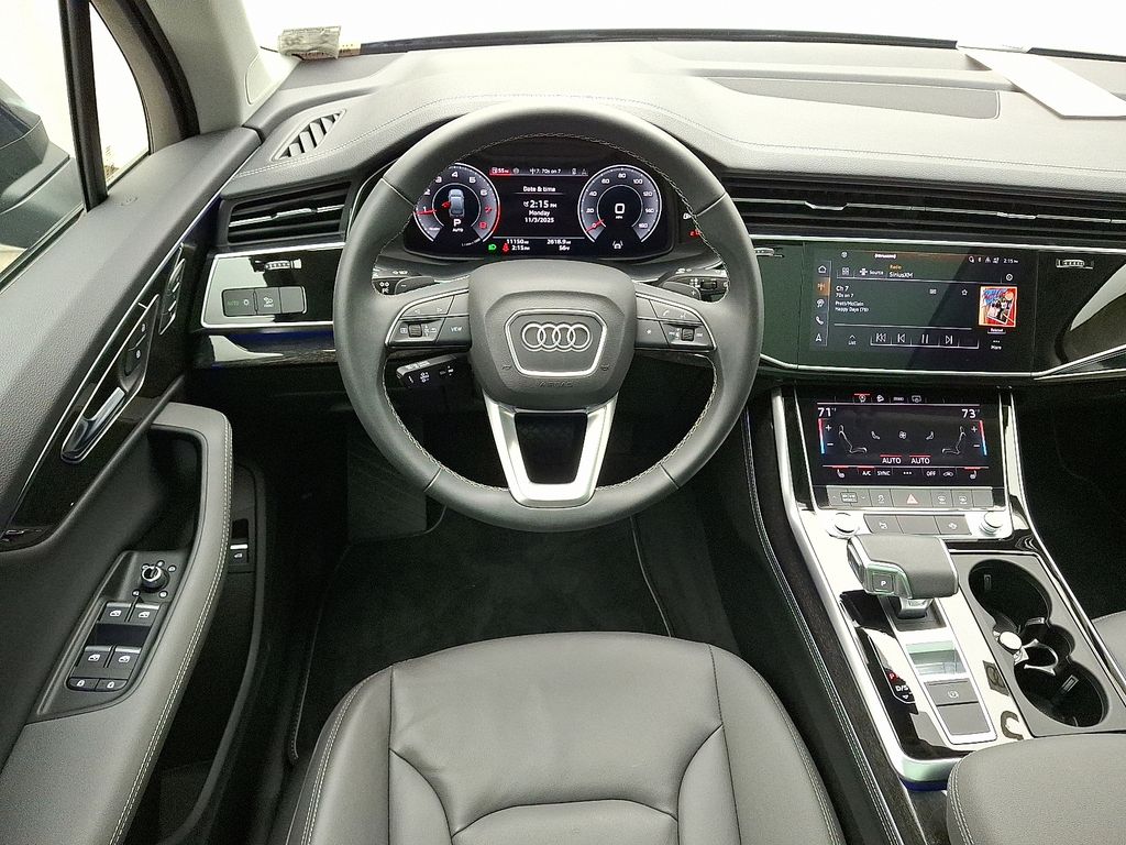 Thumbnail: 2025 Audi Q7 - 11