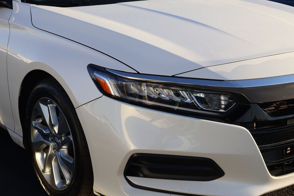 Thumbnail: 2019 Honda Accord - 4