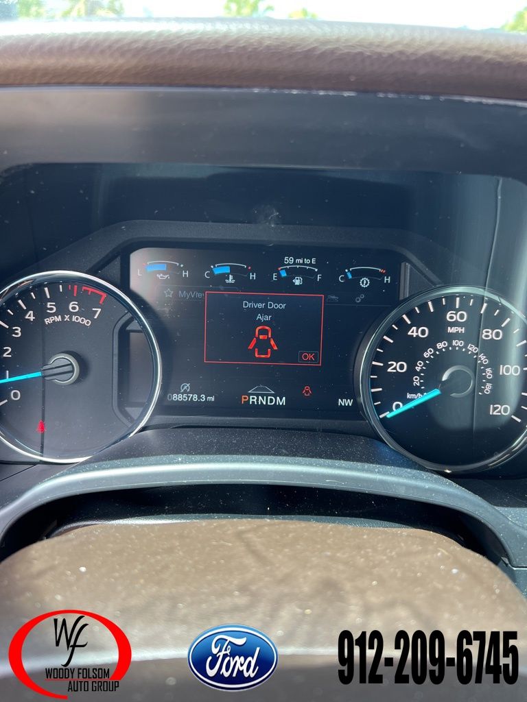 White Platinum Clearcoat Metallic 2018 Ford F-150 King Ranch SuperCrew 4WD Pickup Truck Four-Wheel Drive Automatic