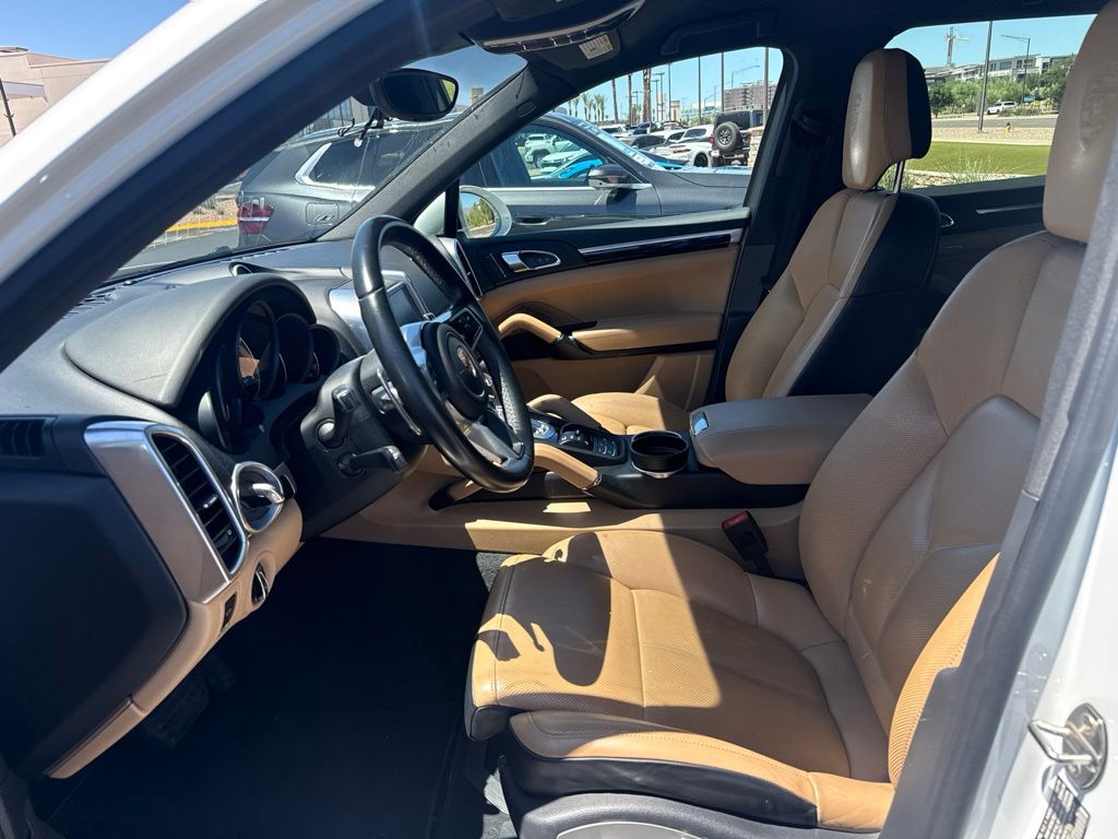 Thumbnail: 2017 Porsche Cayenne - 7