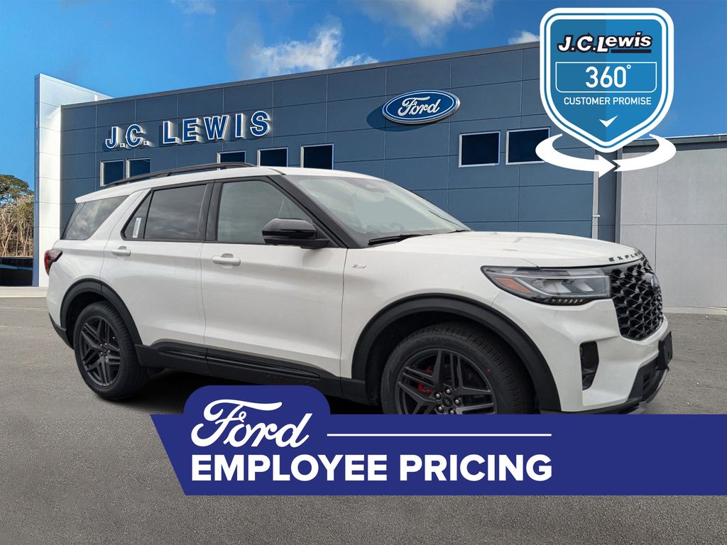 2025 Ford Explorer ST-Line