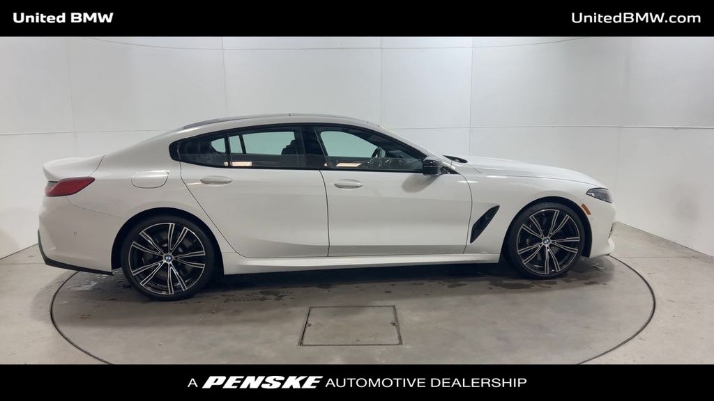 2024 BMW 8 Series M850i xDrive 9