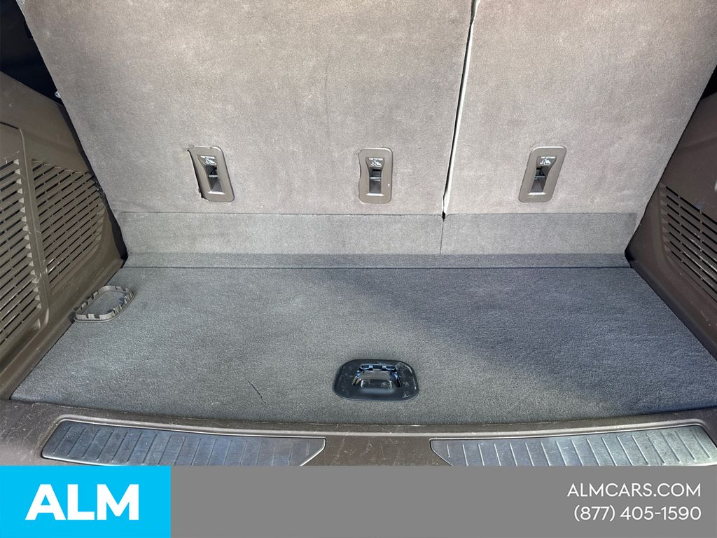 Used 2023 Silver GMC Denali image 21