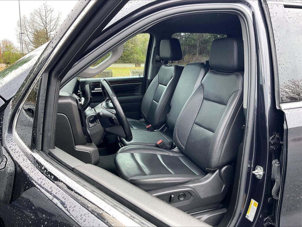 2025 GMC Sierra 1500 — photo 10