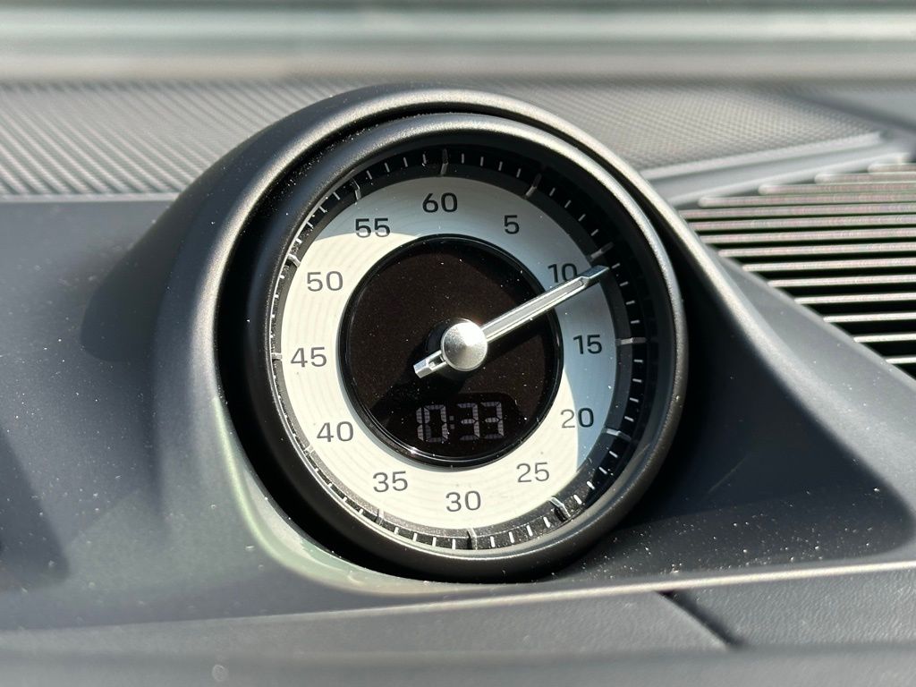 Thumbnail: 2026 Porsche  - 31