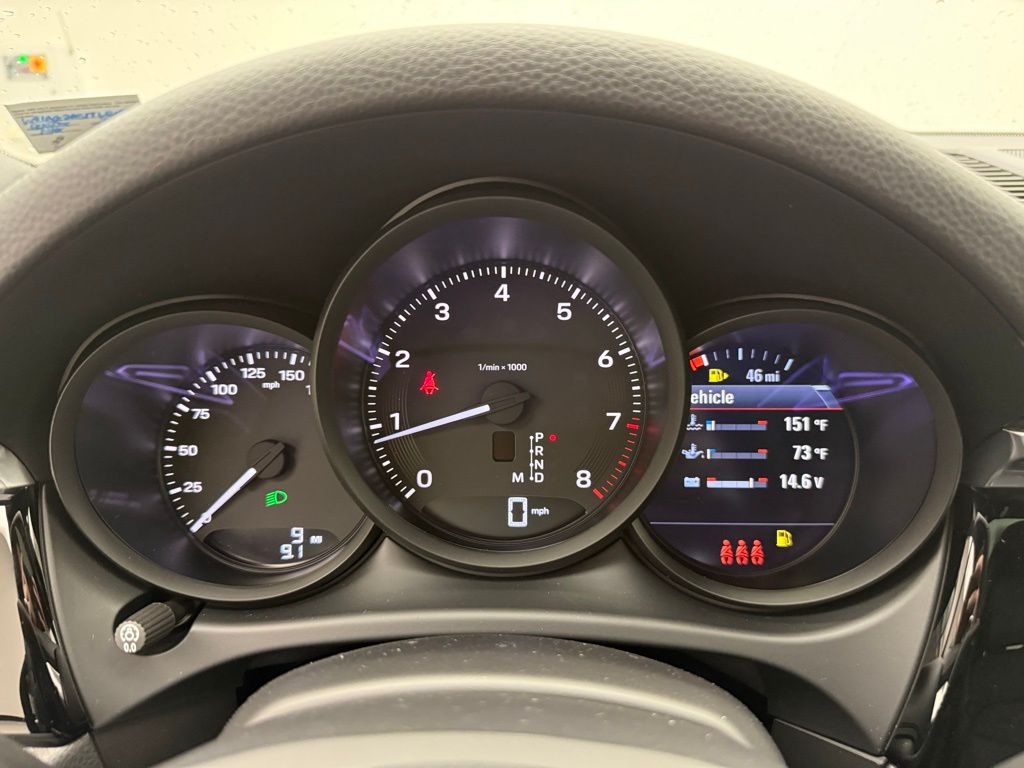 Thumbnail: 2026 Porsche Macan - 11